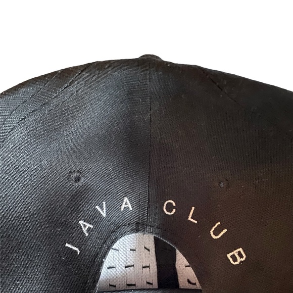 Baseball Hat w/ Metallic Cone Spikes - Picture 3 of 6